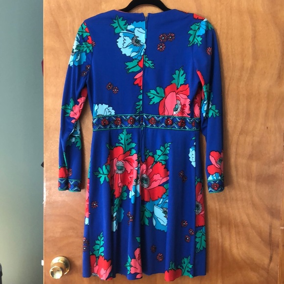 Floral Mod Dress - Picture 2 of 4